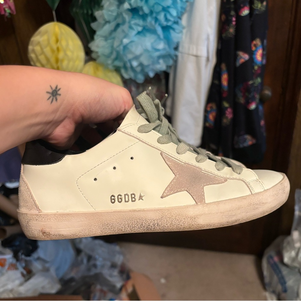 SOLD!!!! Golden Goose new Super star size 38